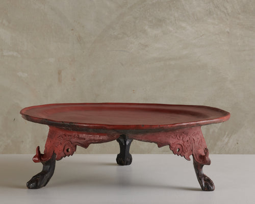 BURMESE LACQUERWARE PLATTER WITH CLAW FEET